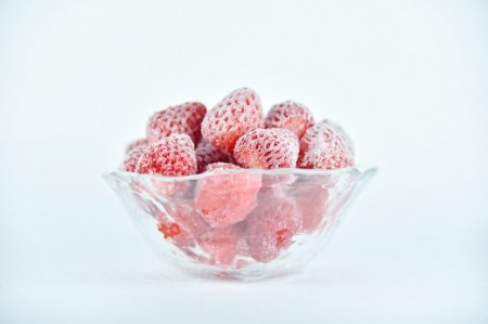 【先行予約】特別賞受賞！完熟冷凍いちごBabyBerryFarm（2kg） 【 いちご イチゴ  冷凍 冷凍いちご フローズン 紅ほっぺ フルーツ 静岡県産 ふるさと納税  国産 産地直送 】　　