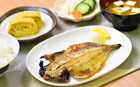 入久水産の「お楽しみ訳あり干物セット　28枚以上」訳あり わけあり 訳アリ 冷凍 ひもの おたのしみ お楽しみ 規格外 不揃い 詰め合わせ 詰合せ 冷凍 西伊豆 伊豆