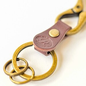 【ハンドメイド】レザーキーホルダー　プルカラキーホルダー(ワイン)_装飾品・工芸品  服飾小物 _【1474541】