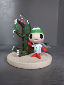 清水町ふるさと大使　絵本作家　宮西達也氏　ゆうすいくんとティラノサウルスのジオラマ