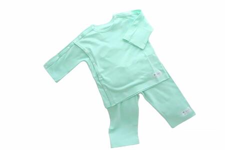 【日本製】点滴 X線検査対応 両肩スナップ・パジャマ(グリーン)サイズ100