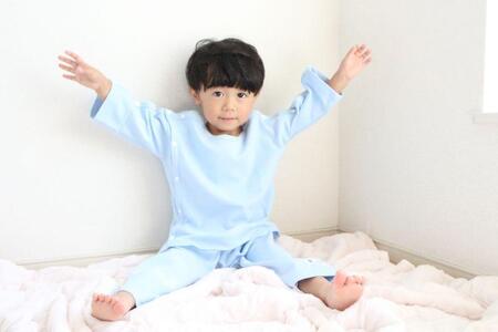 【日本製】点滴 X線検査対応 両肩スナップ・パジャマ(ブルー)サイズ80