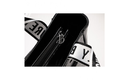 BUNCUREY　エナメルカートバック（BM23SS-17-037）〈ブラック〉