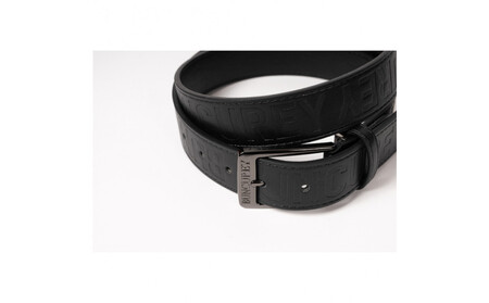 BUNCUREY　エンボス加工ベルト（BM23SS-08-022）〈ブラック〉