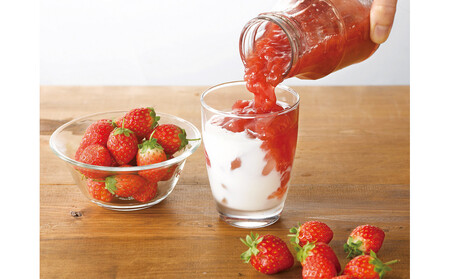 果肉たっぷりいちごミルクの素　5倍希釈　960g　　320g×3本　