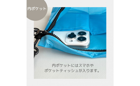 【水色】雨の日にも！ポケット付き軽量ナイロンショルダーバッグ　サコッシュ　撥水ポシェット