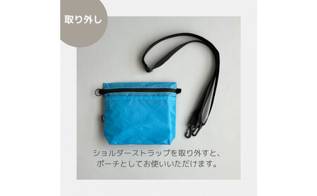 【水色】雨の日にも！ポケット付き軽量ナイロンショルダーバッグ　サコッシュ　撥水ポシェット