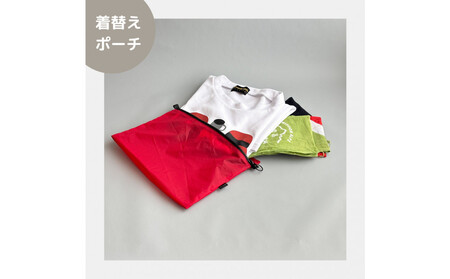 【赤】A5サイズが入る軽いナイロンフラットポーチ　旅行用　着替え