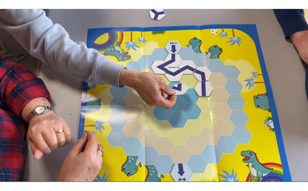 コミュニケーションゲーム　道をつくろう！ハニカムぼうけん