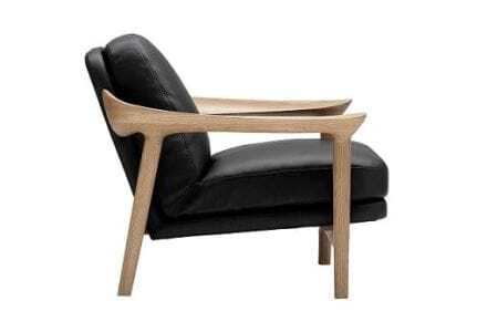 欧州の美意識を、日本の住まいへ。『BRIDGE』コレクションの１Pソファ　「ハンス・S・ヤコブセン」デザイン