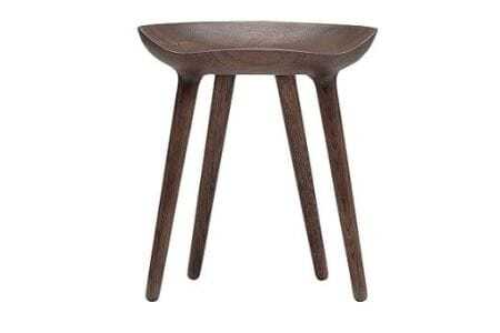 欧州の美意識を、日本の住まいへ。『BRIDGE』コレクションのスツール　「ハンス・S・ヤコブセン」デザイン