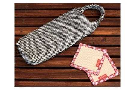 『刺し子のワインボトルバッグとコースターセット』