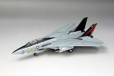 【ファインモールド ふるさと限定】1/72スケール プラモデルR F-14Aトムキャット“USS インディペンデンス 1995” 特別セット