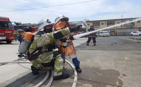 綱渡りに挑戦！はしご車に乗れる！ ｢ファイヤーレスキュー体験｣