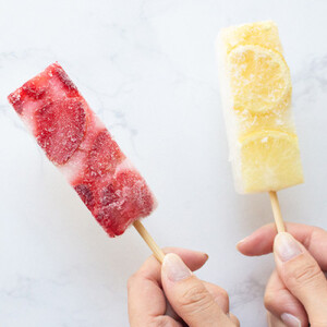 パーティーや手土産にピッタリ!高級感あふれるくずもちバー4種×2個【配送不可地域：離島】【1407912】