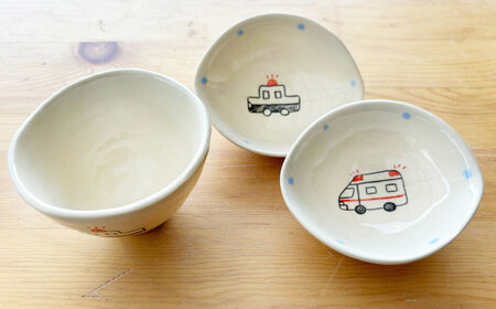 【瀬戸焼】子供用食器5点セット（パトカー・救急車） 【窯元SOUSEN】[BBCQ004]子ども食器 ギフト