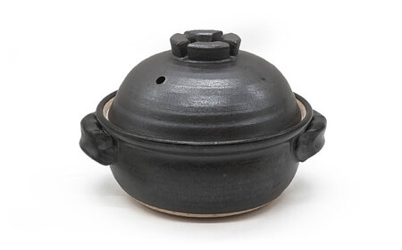【瀬戸焼】　黒マット 6号土鍋 十字蓋【山長陶苑】 / 焼き物 土鍋 鍋 なべ 黒 [BBBH016]