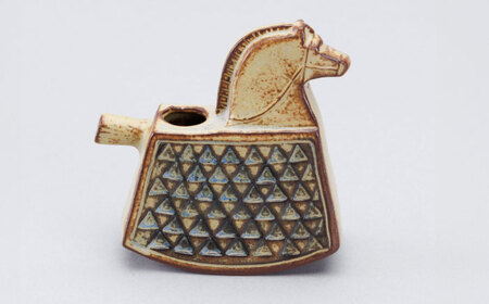 瀬戸焼】一輪挿し 馬 【かしわ窯】 / 瀬戸焼 ギフト 一輪挿し 花瓶