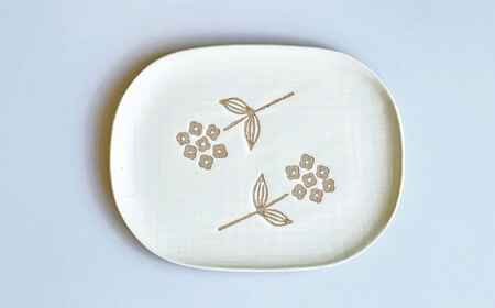 瀬戸焼】wanohana大皿（白）【株式会社カネ三商店】 / 皿 食器 / 瀬戸