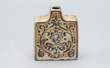 【瀬戸焼】一輪挿し　唐草模様　四角（K27）【かしわ窯】一輪挿し 花瓶 花器 インテリア / 瀬戸市 [BBAJ017]