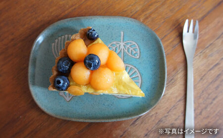 瀬戸焼】 HANAtoHA ナデ角 中皿 2枚 (青) 【カネ三商店】 / 食器 皿