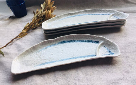 【瀬戸焼】青筆ライン 半月仕切り付きさんま皿 4点セット【まるたか水野コーポレーション】[BBBF014]魚 皿