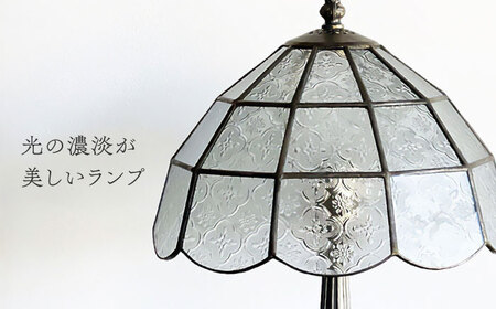 ステンドグラス テーブルランプ 木漏れ日 L フラワー / ランプ  オリジナル ギフト / 瀬戸市 / Ｎｉｊｉｉｒｏ　Ｌａｍｐ [BBAD035]