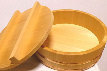 本物志向の方向け!職人手作りのこだわり木曽椹寿司桶(ふた付)