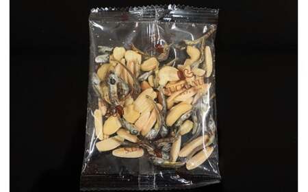 こざかなアーモンド 480g 小分け 16g × 30袋 定期便 3回 イワシ アーモンド カシューナッツ カルシウム DHA EPA オレイン酸 低糖質 ビタミン ミネラル 健康 おやつ おつまみ シュクレナッツ 愛知県 碧南市 送料無料 H059-135