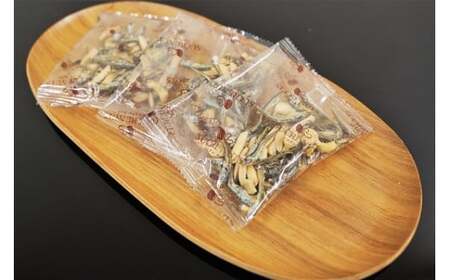 こざかなアーモンド 480g 小分け 16g × 30袋 定期便 6回 イワシ アーモンド カシューナッツ カルシウム DHA EPA オレイン酸 低糖質 ビタミン ミネラル 健康 おやつ おつまみ シュクレナッツ 愛知県 碧南市 送料無料 H059-136