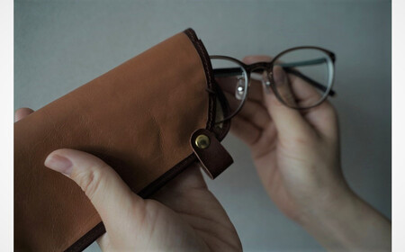 職人手作りの【最高級本革】メガネケース 薄型ソフトタイプ おしゃれ 人気 可愛い プレゼント 本革 革 レザー 日本製 H066-043