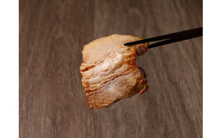 【12月22日受付分まで年内発送】〈訳あり〉【お試し・ブロック塊】　煮豚　計700g（2～4ブロック）チャーシュー 焼き豚 ラーメン 肉 豚肉 ブタ肉 豚バラ おつまみ ボリューム 晩酌 お弁当 おかず 丼 チャーハン たれ 醤油 欲張り ご飯のお供 時短料理 H166-014