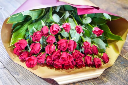 【豪華な30本】真っ赤なバラの花束　H092-061