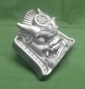 伝統工芸士の鬼師が作る守護鬼瓦シリーズ 守護鬼面(知恩院 隅鬼型) H064-025