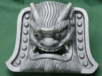 伝統工芸士の鬼師が作る守護鬼瓦シリーズ 疫病退散 守護鬼面 4寸(12cm) H064-022