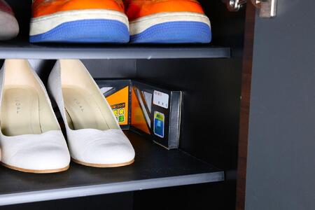 炭脱臭除湿 下駄箱シンク用　１６個