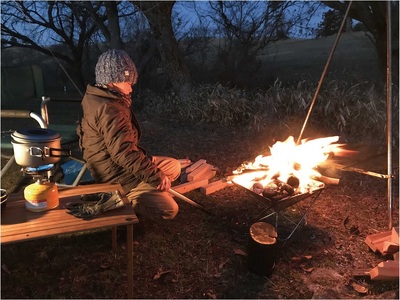焚火の薪 針葉樹細割り