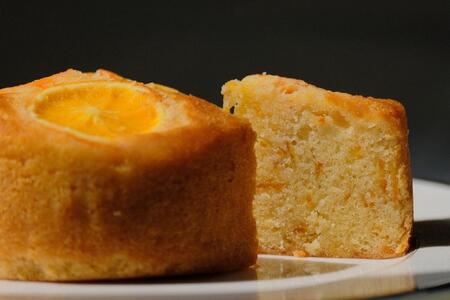 『ホテルトヨタキャッスル』オレンジケーキ