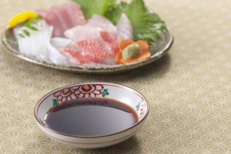 富来助の土佐醤油(900ミリリットル×1本)