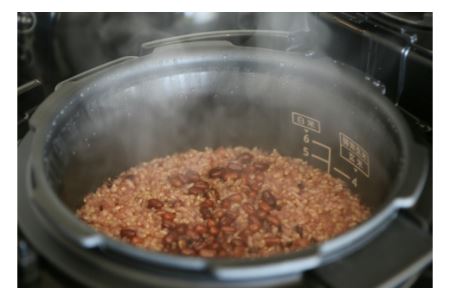 酵素玄米ご飯を簡単においしく酵素玄米炊飯器・K211