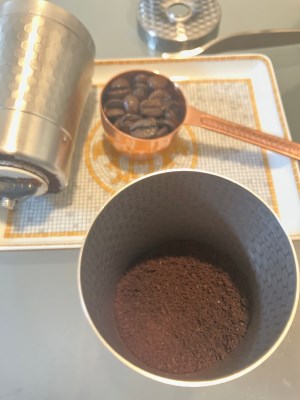 セラミック ステンレス コーヒーミル 槌目 手動コーヒーミル 手挽き